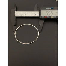 Load image into Gallery viewer, 18K Gold Bracelet Bangle White Gold 2.36 grams 6 inches Small Extra Small 2.36 grams