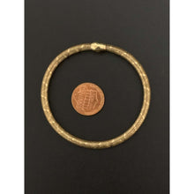 Load image into Gallery viewer, 18K Gold Bracelet Bangles Soft Mesh Flexible Stretchable 7 inches 1.04 grams