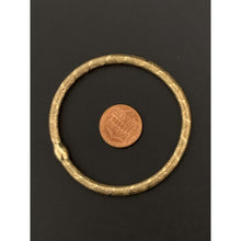 Load image into Gallery viewer, 18K Gold Bracelet Bangle Soft Stretchable Flexible Size 7 Inches 1.16 grams