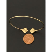 Load image into Gallery viewer, 18K Gold Bracelet Bangle Flower 3.55 grams Size 6.25 inches - Rafant