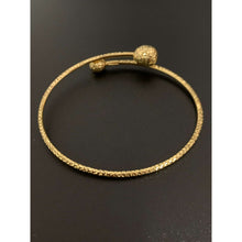 Load image into Gallery viewer, 18K Gold Bangle Bracelet Double Oval 7 inches 3.54 grams