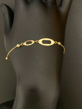 Load image into Gallery viewer, 18K Gold Bracelet Charm  2.18 grams Size 7 inches Plus 1 Inch Extension