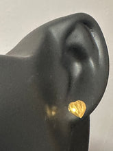 Load image into Gallery viewer, 18K Gold Earrings Screw Type Heart