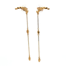Load image into Gallery viewer, 18k Gold Earrings Dangling Leaves