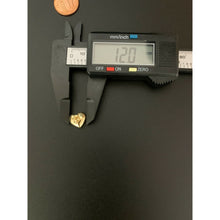 Load image into Gallery viewer, 18K Gold Earrings Stud Heart 2.72 grams - Rafant