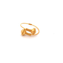 Load image into Gallery viewer, 18K Yellow Gold Ring 2.26 grams Size 8 - Rafant