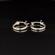 Load image into Gallery viewer, 925 Sterling Silver Hoop Earrings