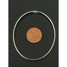 Load image into Gallery viewer, 18K Gold Bracelet Bangle White Gold 2.36 grams 6 inches Small Extra Small 2.36 grams