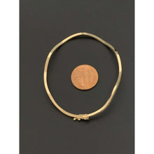 Load image into Gallery viewer, 18K Gold Bracelet Bangle Clip Wave Oval Size 6.5 inches 1.76 grams
