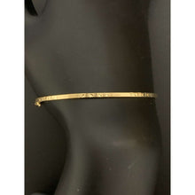 Load image into Gallery viewer, 18K Gold Bracelet Bangle Oval Size 7.25 inches 2.30 grams