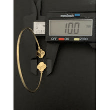 Load image into Gallery viewer, 18K Gold Bracelet Bangle Flower 3.55 grams Size 6.25 inches - Rafant
