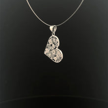Load image into Gallery viewer, 925 Sterling Silver Pendant Heart Flower