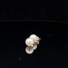 Load image into Gallery viewer, 14K Gold Stud Earrings Freshwater Pearl 6.5mm