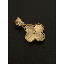 Load image into Gallery viewer, 18K Gold Pendant Flower 0.94 grams - Rafant