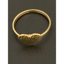 Load image into Gallery viewer, 18K Gold Ring Heart 1.27 grams Size 7 - Rafant