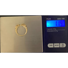 Load image into Gallery viewer, 18K Gold Ring Cubic Zirconia Stones 1.19 grams Size 6.5 - Rafant