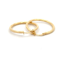 Load image into Gallery viewer, 18K Gold Earrings Hoops Textured 1.44 grams - Rafant