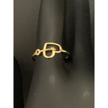 Load image into Gallery viewer, 18K Gold Ring Heart Key 1.27 grams Size 7 - Rafant