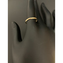 Load image into Gallery viewer, 18K Gold Ring Knot 1.60 grams Size 8.5 - Rafant