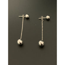 Load image into Gallery viewer, 18K Gold Earrings Dangling Balls White Gold 2.16 grams - Rafant