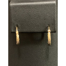Load image into Gallery viewer, 18K Saudi Gold Earrings Hoops Loops Small 0.93 grams - Rafant