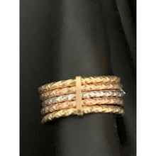 Load image into Gallery viewer, 18K Gold Ring Five Days Tricolor White Yellow Rose 1.65 grams Size 6 - Rafant