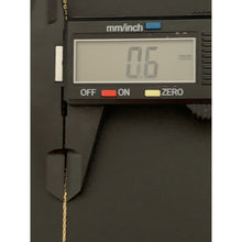 Load image into Gallery viewer, 18K Gold Necklace Centered Flower 16 inches 2.22 grams - Rafant