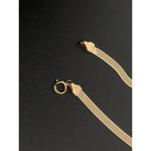 Load image into Gallery viewer, 18K Gold Bracelet Flat Chain 7.5 inches 3.03 grams - Rafant