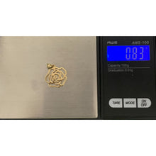 Load image into Gallery viewer, 18K Gold Pendant Flower 0.83 grams - Rafant