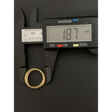 Load image into Gallery viewer, 18K Gold Ring Three Days 1.18 grams Size 6 - Rafant