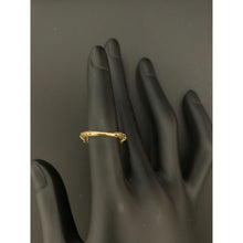 Load image into Gallery viewer, 18K Gold Ring Cubic Zirconia 1.15 grams Size 5.75 - Rafant