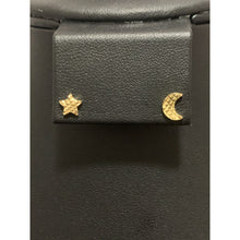 Load image into Gallery viewer, 18K Gold Earrings Stud Star Moon 1.13 grams Small - Rafant