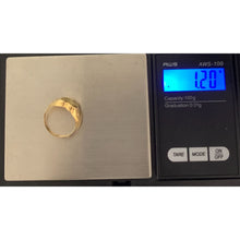 Load image into Gallery viewer, 18K Gold Ring Heart 1.20 grams Size 6.5 - Rafant