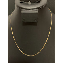 Load image into Gallery viewer, 18K Gold Necklace Chain Flat 17.75 inches 2.23 grams - Rafant