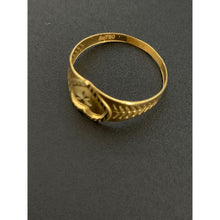 Load image into Gallery viewer, 18K Gold Ring Heart 0.74 grams Size 6 - Rafant