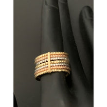 Load image into Gallery viewer, 18K Gold Ring Seven Days Tricolor White Yellow Rose 2.07 grams Size 6 - Rafant