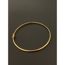 Load image into Gallery viewer, 18K Gold Gold Bracelet Bangle Small 3.54 grams - Rafant