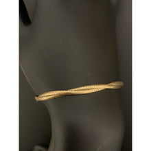Load image into Gallery viewer, 18K Gold Bracelet Twisted Soft Bangle Flexible 1.01 grams Size 6.5 inches - Rafant