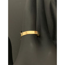 Load image into Gallery viewer, 18K Gold Ring Size 7.5 Lightweight 1.05 grams - Rafant