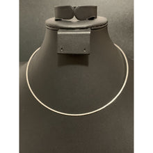 Load image into Gallery viewer, 18K Gold Necklace Chain Soft Omega 16 inches 2.42 grams Two Tone Yellow White Gold - Rafant