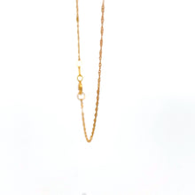 Load image into Gallery viewer, 18K Gold Necklace Chain 17.75 inches Pendant Flower 1.36 grams - Rafant