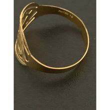 Load image into Gallery viewer, 18K Gold Ring 1.04 grams Size 7 - Rafant