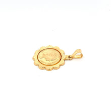 Load image into Gallery viewer, 18K Yellow Gold Pendant Queen Crown 1.07 grams - Rafant