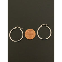 Load image into Gallery viewer, 18K Gold Earrings Hoops Loops White Gold 1.38 grams - Rafant