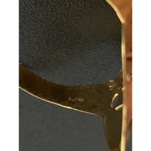 Load image into Gallery viewer, 18K Gold Ring 1.33 grams Size 6.5 - Rafant