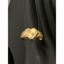Load image into Gallery viewer, 18K Gold Ring Heart 1.27 grams Size 8.75 - Rafant