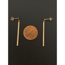 Load image into Gallery viewer, 18K Gold Earrings Posts Bars 1.05 grams - Rafant