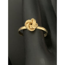 Load image into Gallery viewer, 18K Gold Ring Knot 1.55 grams Size 8.5 - Rafant