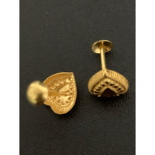 Load image into Gallery viewer, 18K Gold Earrings Studs Screw Type Heart 0.43 grams - Rafant