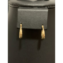 Load image into Gallery viewer, 18K Gold Earrings Hoops Loops Small 1.21 grams - Rafant
